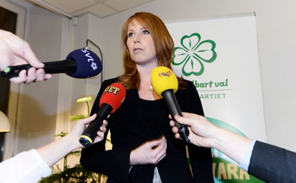 Centerledaren Annie Lööf har varit hårt pressad sedan debatten om partiets idé­program startade. 