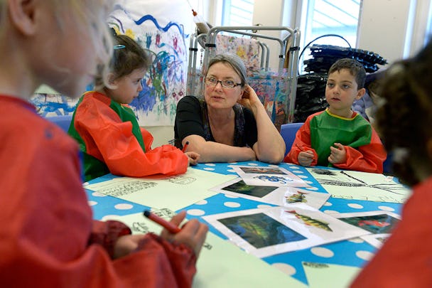 Birgitta Adolfsson imponeras ständigt av barnens kreativitet. Foto: Janerik Henriksson