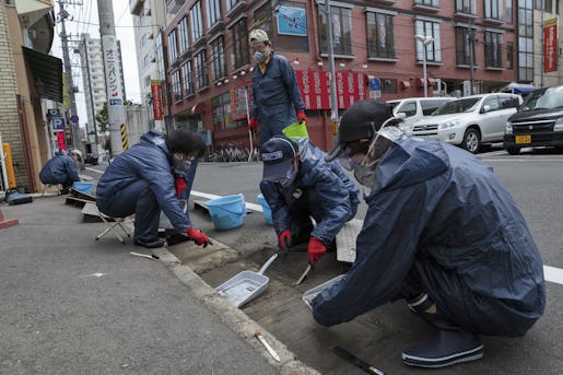 Saneringsarbetet fortsätter i staden Fukushima. Foto: Christina Sjögran