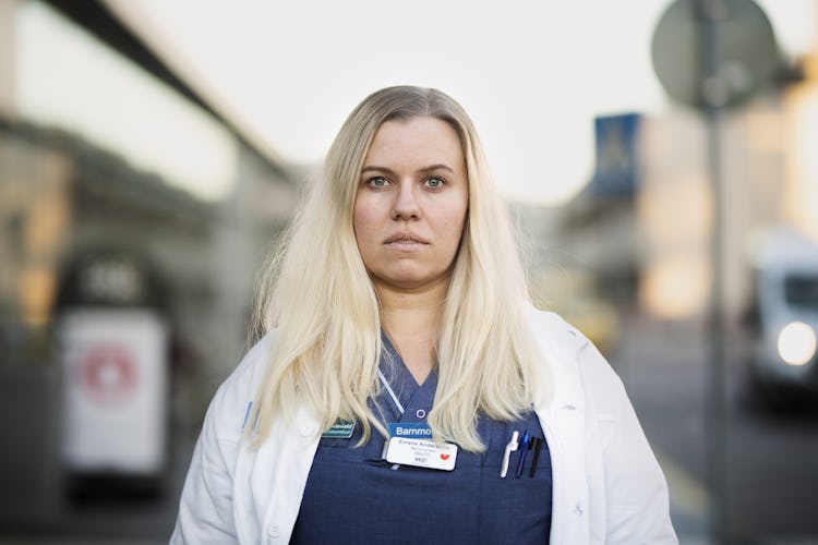 Emelie Andersson, barnmorska på Södersjukhuset. Fotograferat för Tidningen Arbetet.