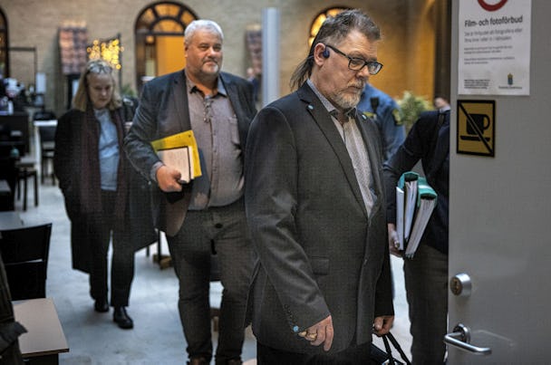 Mats Fredlund, aktiv Sverigedemokrat, uteslöts ur Transport.