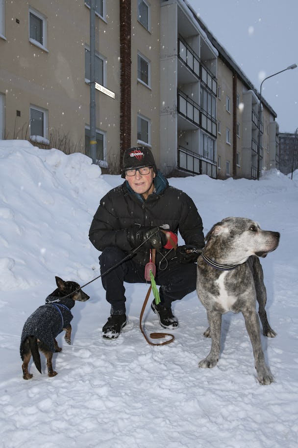 Ulf Enback med hundarna Alfie och Sakko.