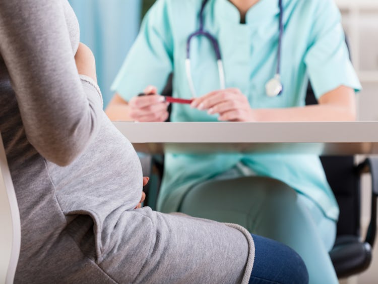 Gravid kvinna kotrtidssjukskrivs