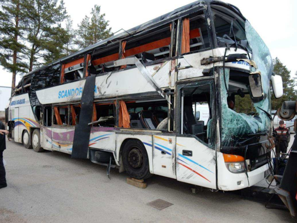 Den kraschade bussen. (Bild ur Polisens förundersökning.)