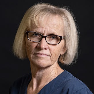 Anita Månsson, undersköterska.