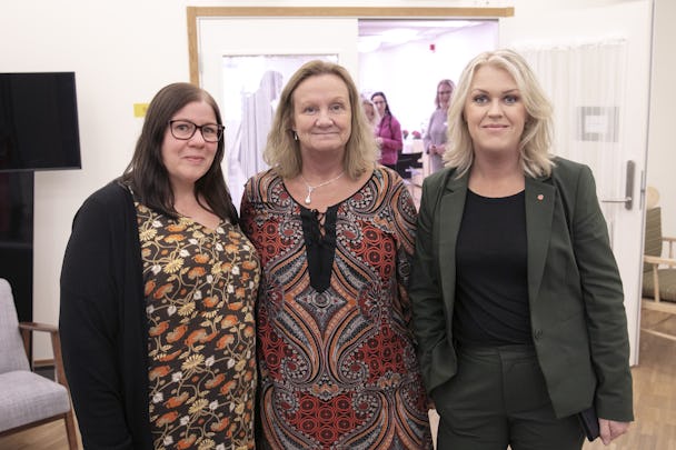 Marie Wiberg och Jenny Klingstam fick besök av socialminister Lena Hallengren (S).