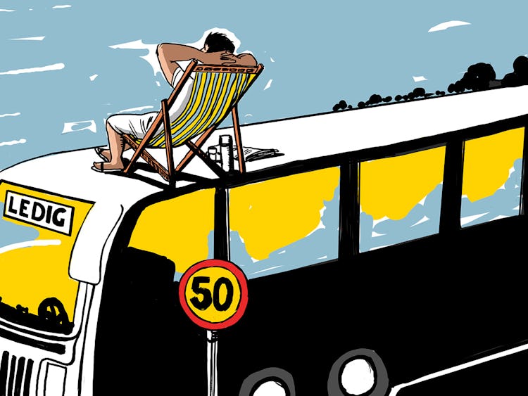 Bussförare är en av de yrkesgrupper som kan få ledigt med lön på 50-årsdagen.