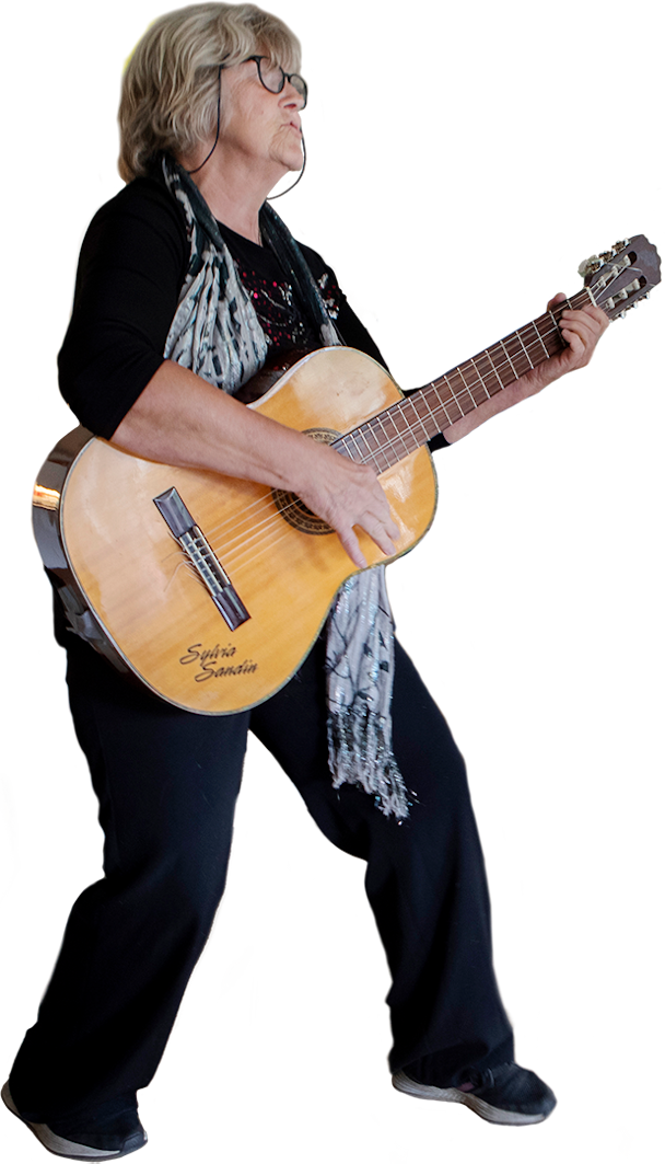 Sylvia Sandin spelar gitarr.