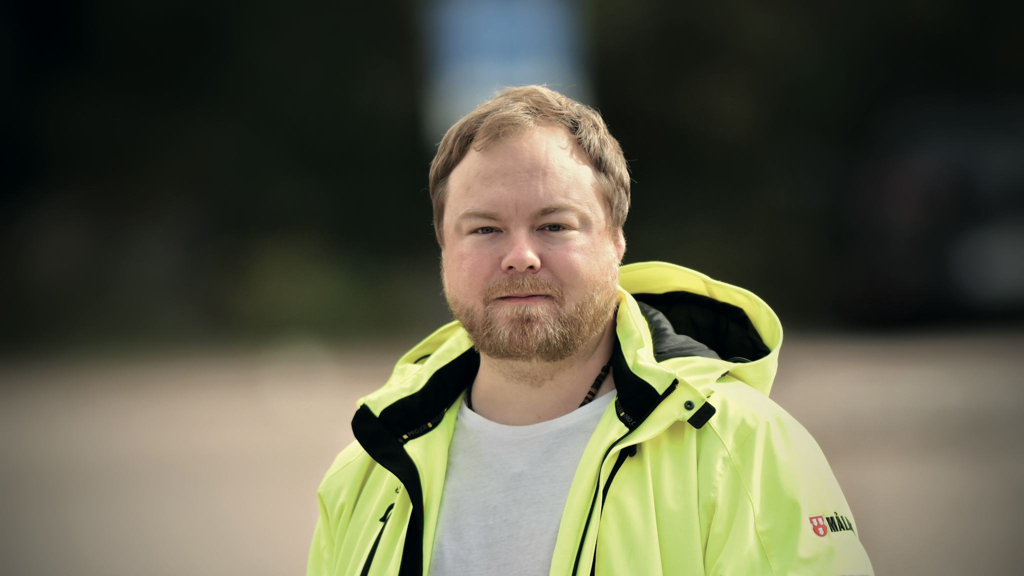 Joakim Johansson i Målarnas gula refelxjacka