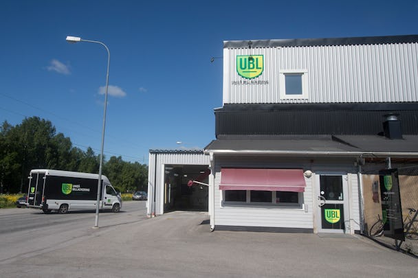 Umeå Billackering & Skadecentrum AB